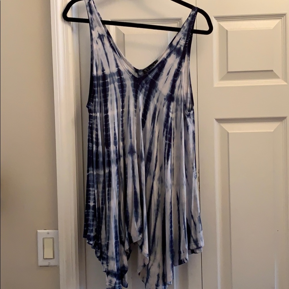 Gently worn float tank top.